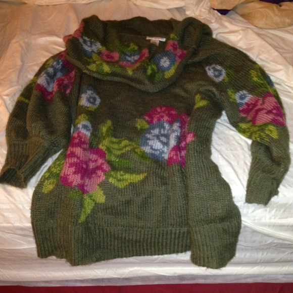 Green floral sweater