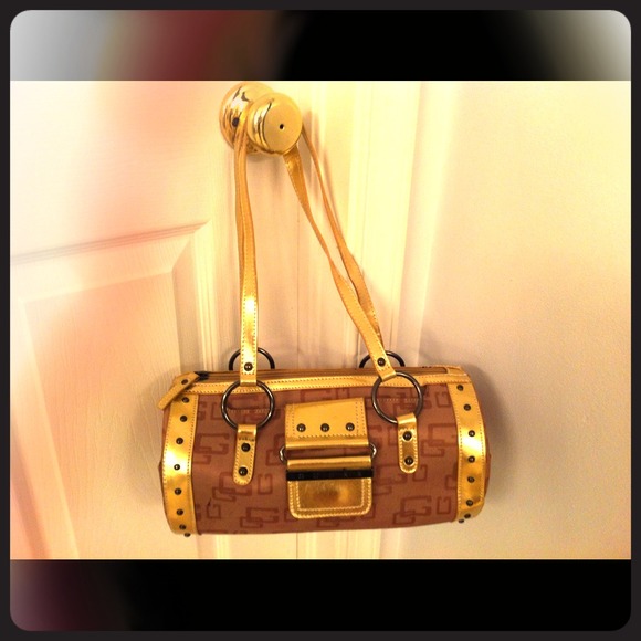 Guess handbag *✂Reduced✂*
