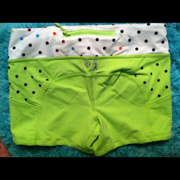 LULULEMON Running shorts - Picture 2 of 2