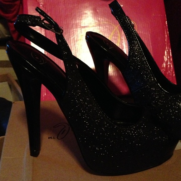 Black bling stiletto