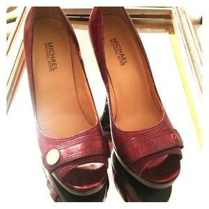 Michael Kors Red heels