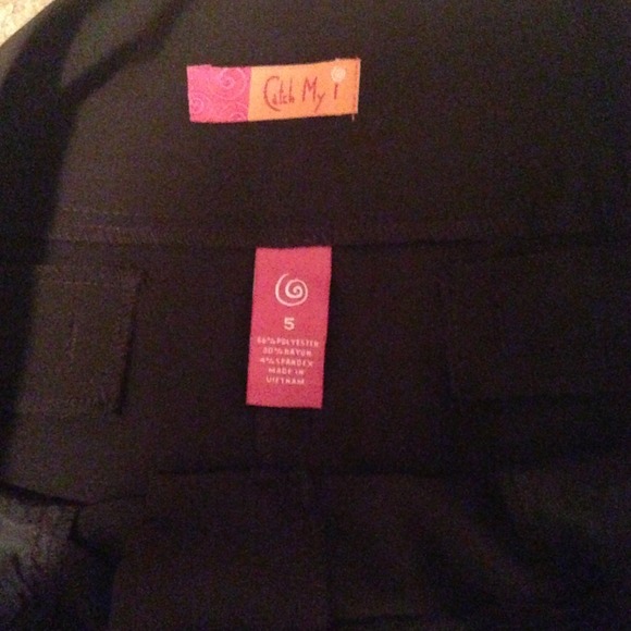 Brown Capri slacks size 5 from Dillard's - Picture 2 of 3