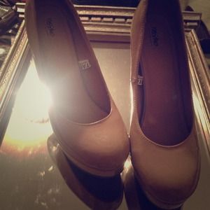Nude Mossimo Heels