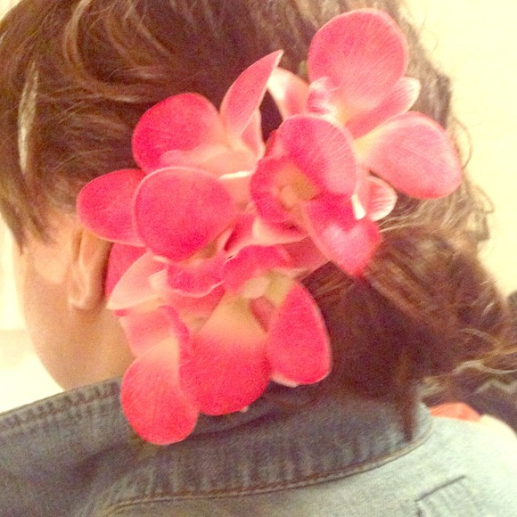 PINK ORCHID HAIR CLIP