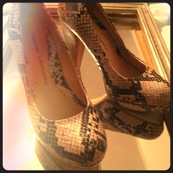 Chinese Laundry Snake Skin Heels