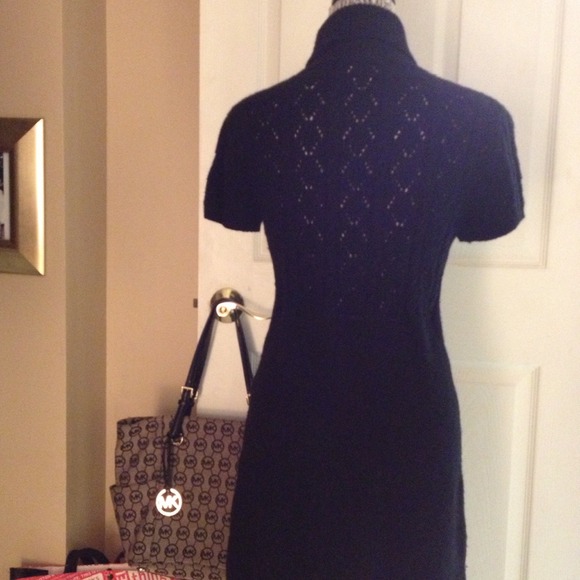 ❌SOLD❌Michael Kors Dress - Picture 3 of 4