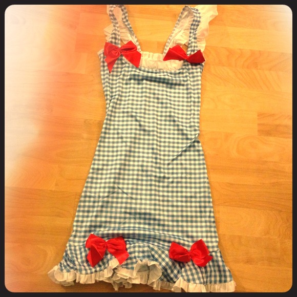 Dorothy costume