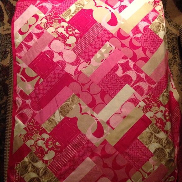 SOLD IN BUNDLE Beautiful hot pink Coach scarf - Picture 2 of 3