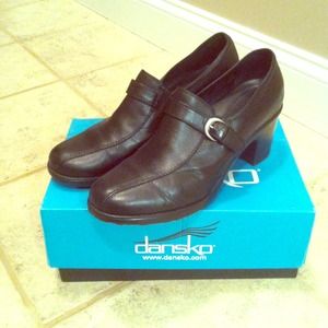 New Dansko size 42 Norah Black Pull Up