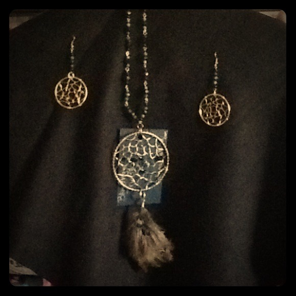 Dream catcher jewelry set* sold out*