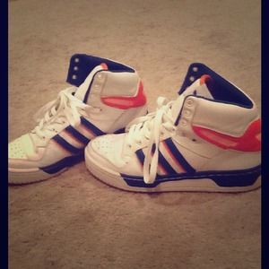 Hardly worn Adidas high tops