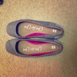 Toms ballet flats chambray size 5.5