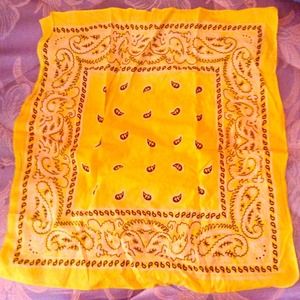 Yellow bandana !!!!