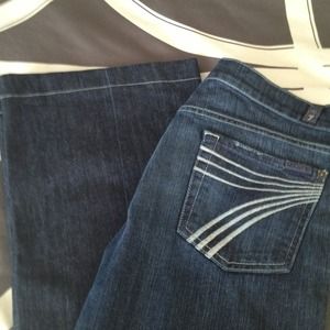 7 for all mankind bell bottoms