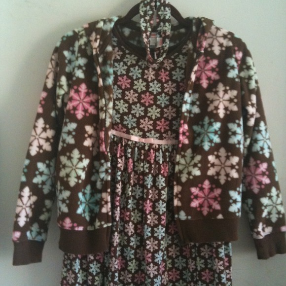 Snowflake Printed Bundle - Picture 2 of 3