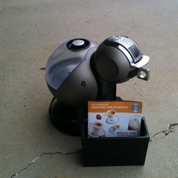 Nescafé dolce gusto coffee maker