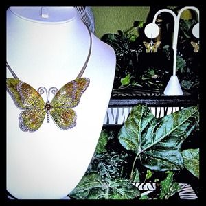 Brand New Necklace Earring Set