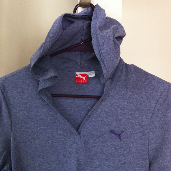 🔴SOLD🔴Puma top! - Picture 2 of 3
