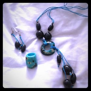 Ring, earring and collar for every fashion event