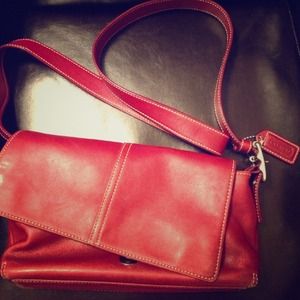 Like new Coach hand bag