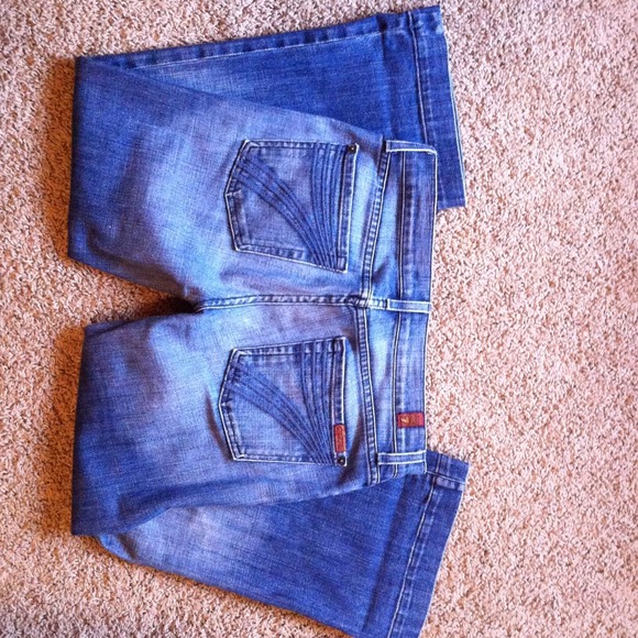 7 crop jeans sz 28