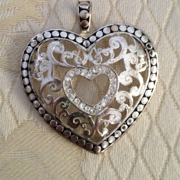 Silver heart slide - Picture 1 of 2