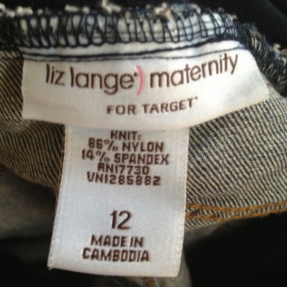 ❌Sold ❌Liz Lange maternity jeans for sale! - Picture 4 of 4