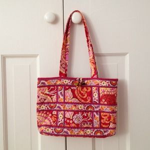 Vera Bradley medium tote.