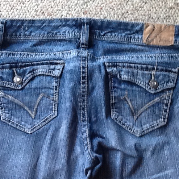 NEVER WORN VANITY JEANS - Picture 2 of 3
