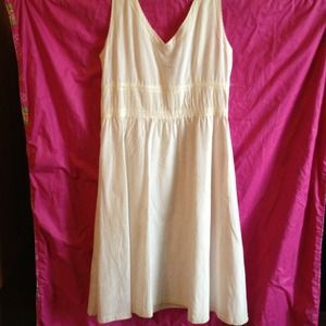 🚫🚫SOLD🚫🚫Beautiful off white summer dress!