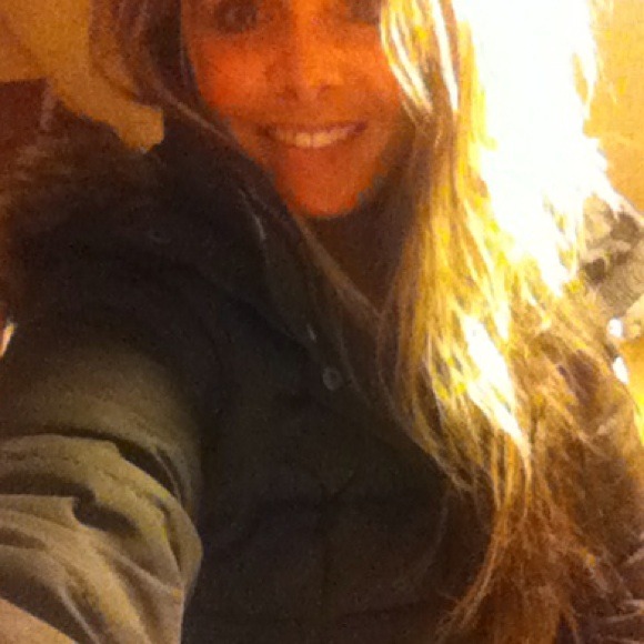 Abercrombie and Fitch Coat - Picture 3 of 4