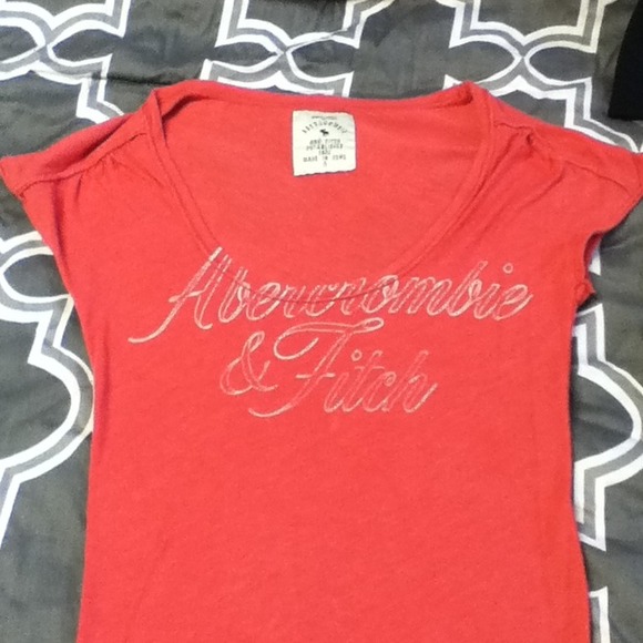 Abercrombie shirt!!