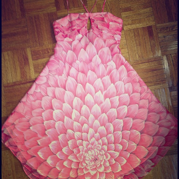 Original MILLY peony print keyhole halter dress!