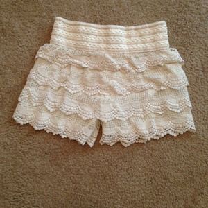 SOLD Nwot crochet shorts. SOLD