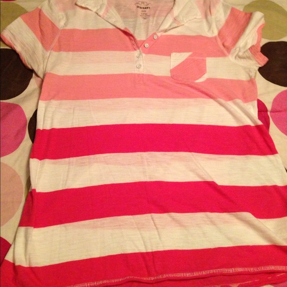 🚫🚫SOLD🚫🚫Old Navy pink striped thin polo shirt