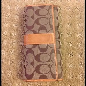 Authentic Coach wallet