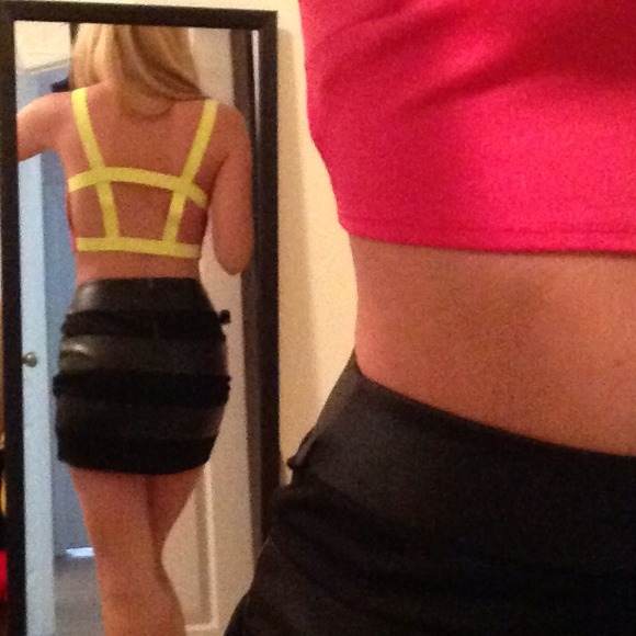 Love my new outfit from @crystalana!! 💗💗