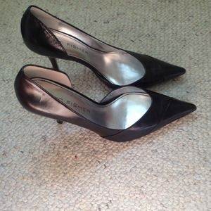 Size 9 Marc Fisher cut out heels