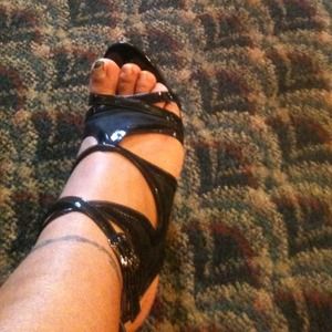 Rocawear high hills size 8