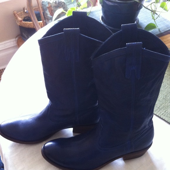 *Trade* Frye Carson boot. Sold out color. Size 11