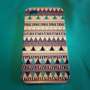 Cute Aztec iPhone 4/4s case