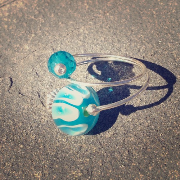 ❌❌SOLD-free gift❌❌Aqua Glass bead ring