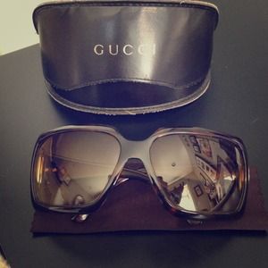 Gucci bit sunglasses in tortoise shell *AUTHENTIC