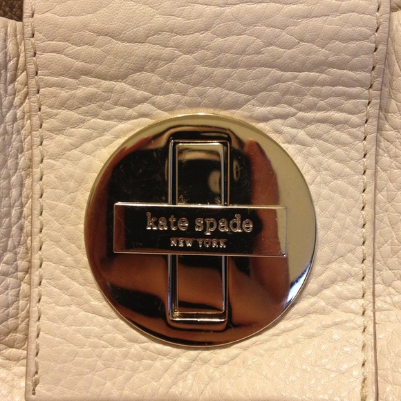 *SOLD*Kate Spade Handbag - Picture 2 of 4