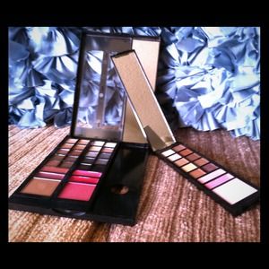 💄GIFTEDGIFTEDGIFTED💄