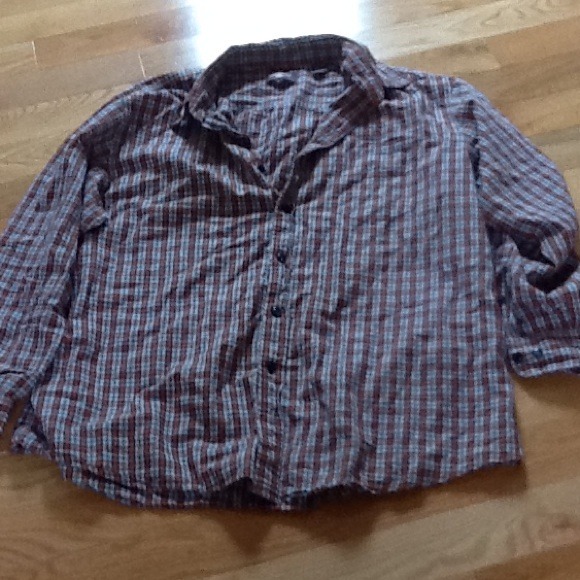 ❌BUNDLED AND SOLD❌Men's casual button up shirt