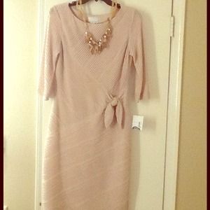 New Donna Morgan   Size 6