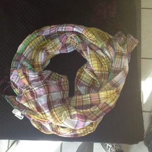 BUNDLE AE Scarf, Shorts, shirt