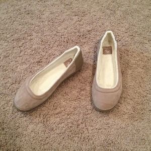 Crocs - Suede ballet flat