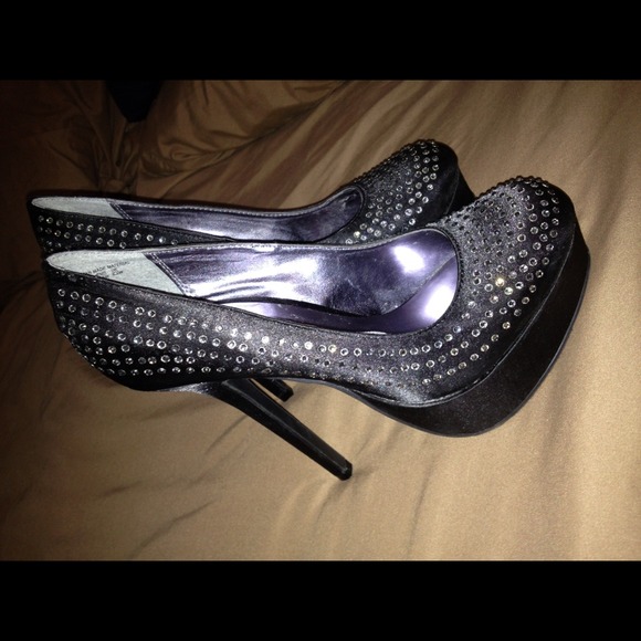 Black shoes